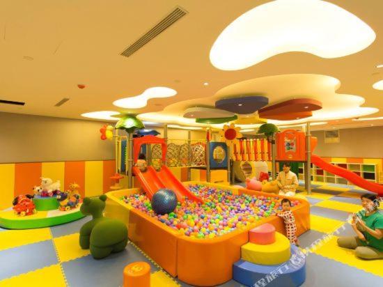 Aloha Oceanfront Suite Resort Lingshui  Екстер'єр фото